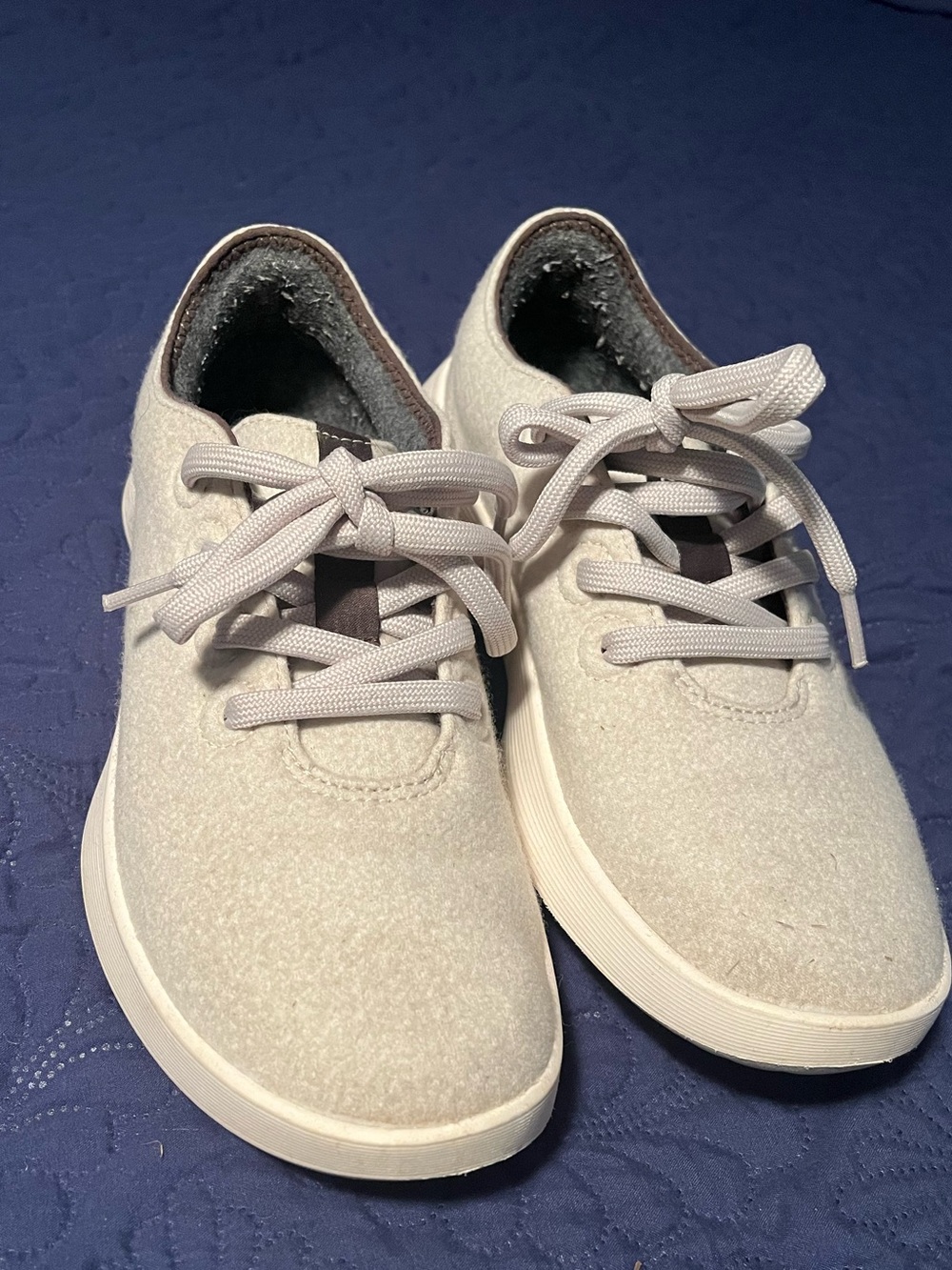 Women’s Allbirds Light Gray WoolSneakers, 8.5